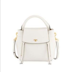 ToryBurchHalf-Moon Leather Crossbody Bag 💼